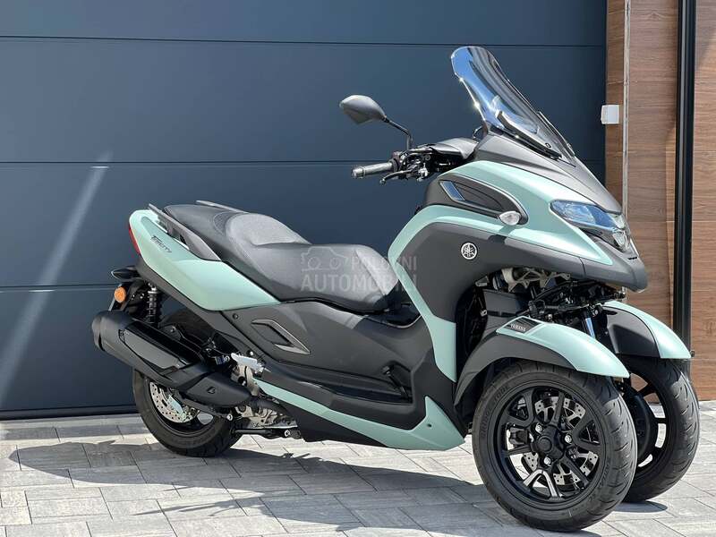 Yamaha Tricity 300