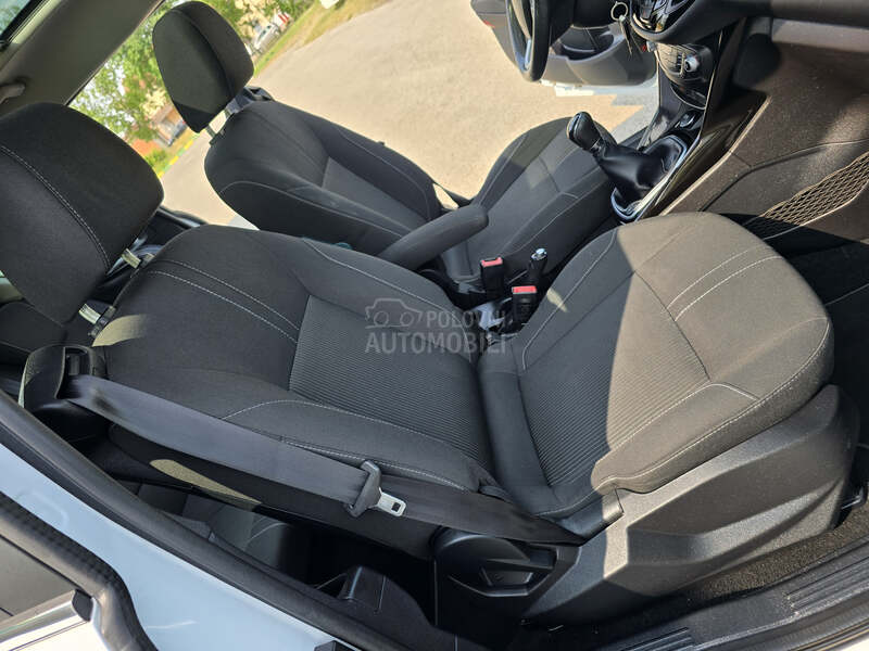 Ford B-Max Titanium X