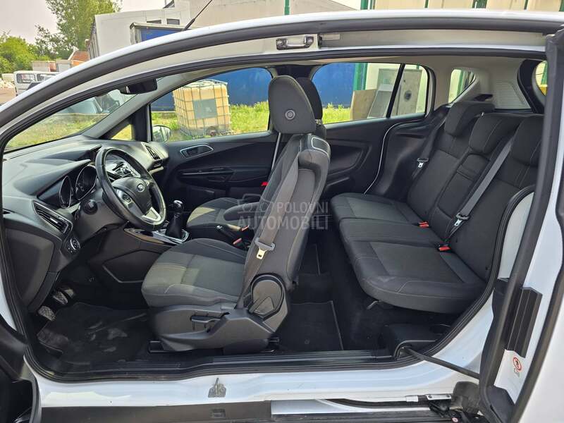 Ford B-Max Titanium X