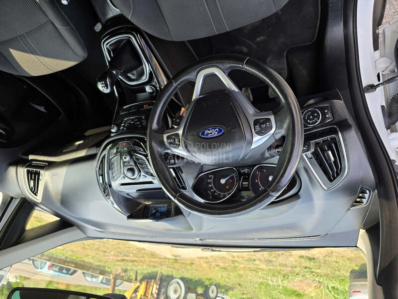 Ford B-Max Titanium X