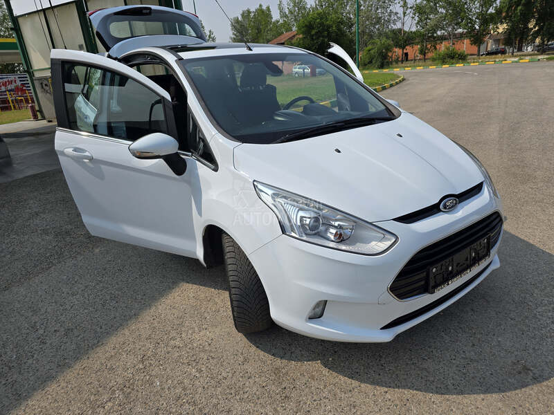 Ford B-Max Titanium X