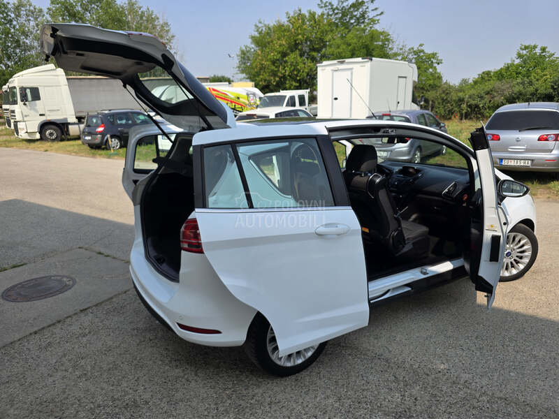 Ford B-Max Titanium X
