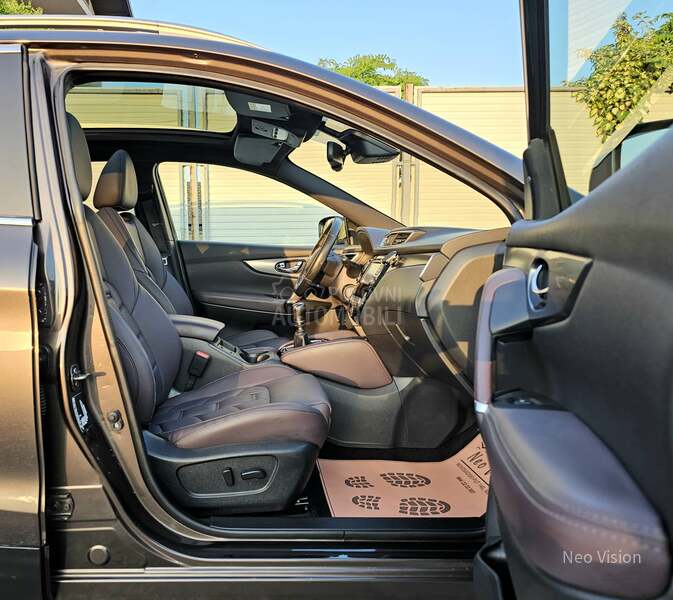 Nissan Qashqai 1.5  dCi Tekna