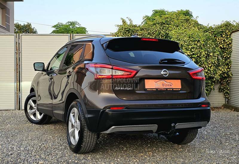 Nissan Qashqai 1.5  dCi Tekna