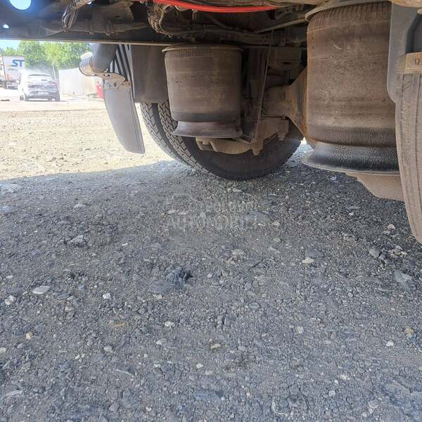 Mercedes Benz Atego 818