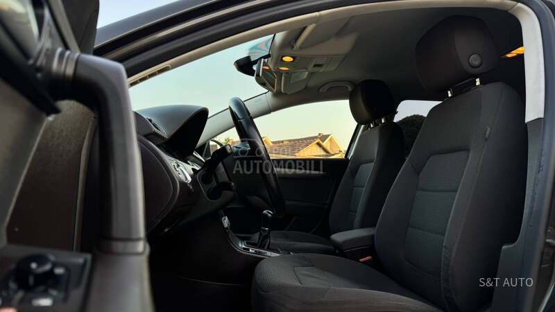 Volkswagen Passat B7 2.0TDI/4MOTION/LED