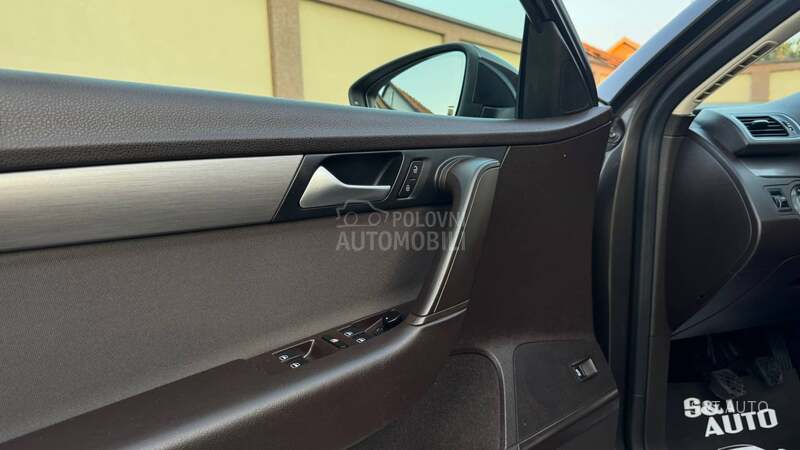 Volkswagen Passat B7 2.0TDI/4MOTION/LED