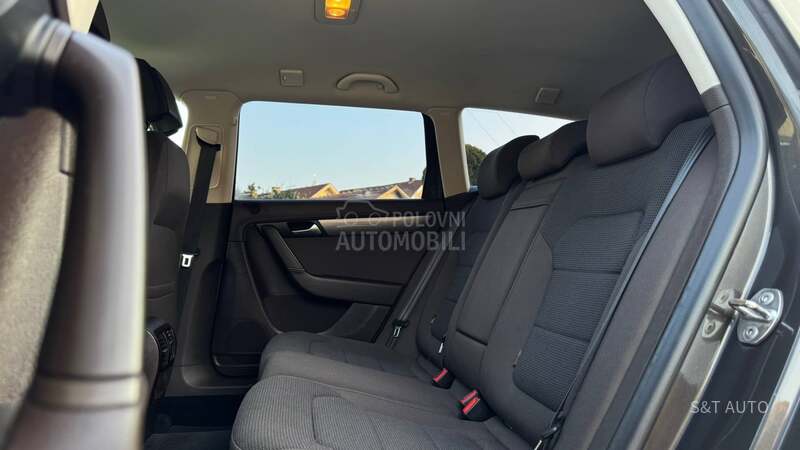 Volkswagen Passat B7 2.0TDI/4MOTION/LED