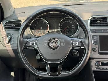 Volan sa komandama za Volkswagen Polo od 2014. do 2017. god.