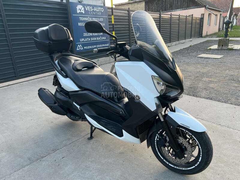 Yamaha xmax 400