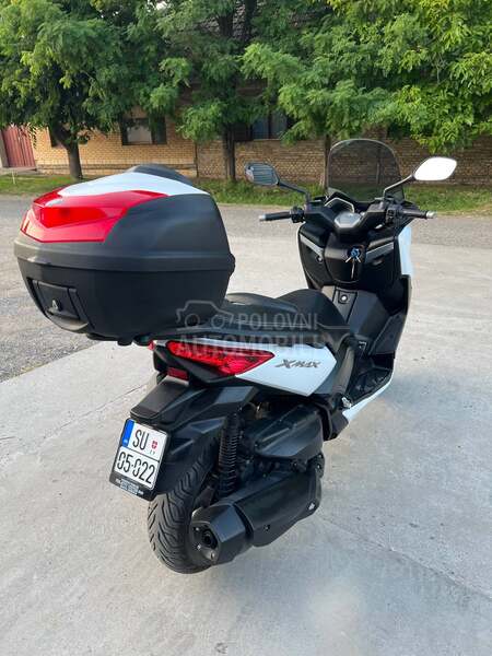 Yamaha xmax 400
