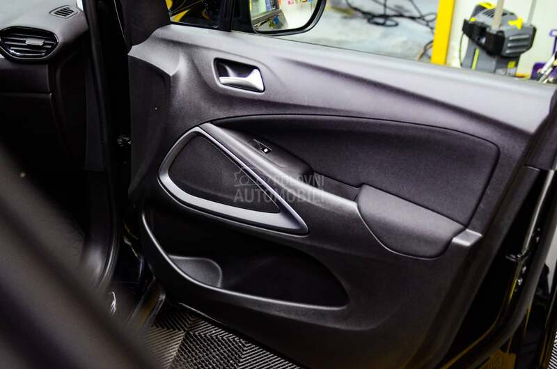 Opel Crossland X  K A O  N O V