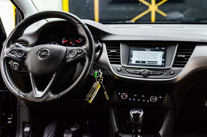 Opel Crossland X  K A O  N O V
