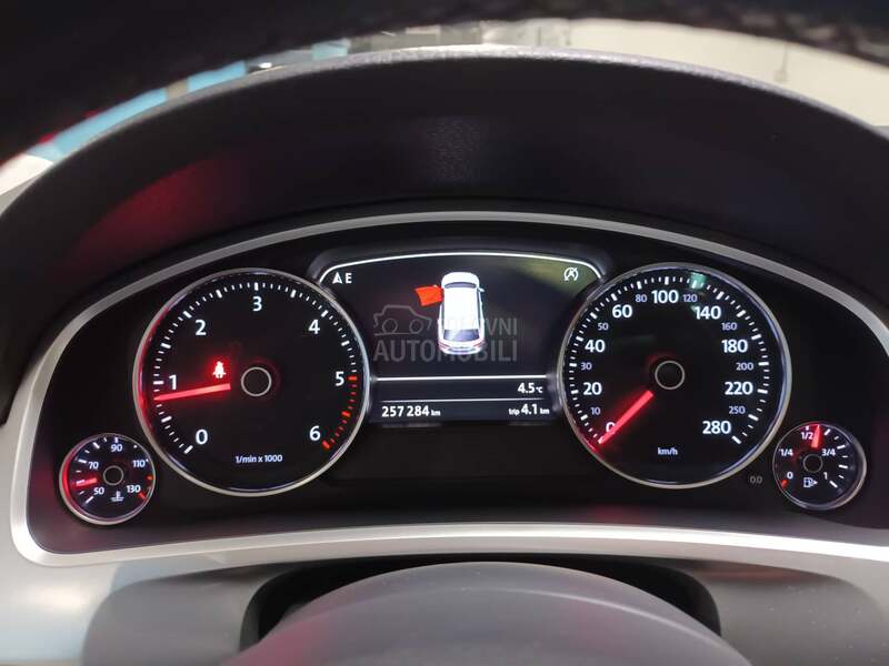 Volkswagen Touareg 3.0 TDI