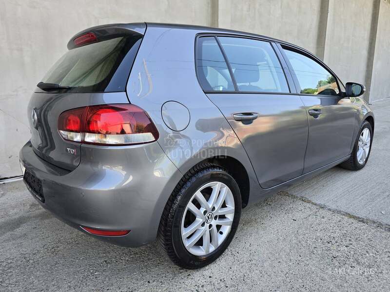 Volkswagen Golf 6 HIGH LINE 1.6 TDI