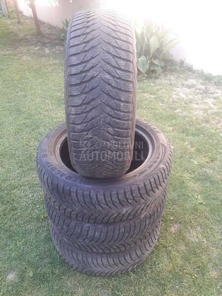 Goodyear 195/55 R16 Zimska