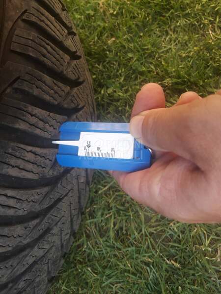 Goodyear 195/55 R16 Zimska