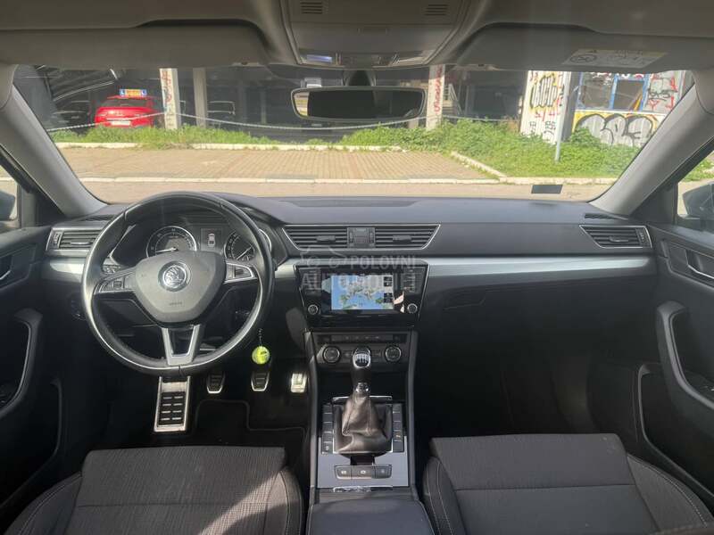 Škoda Superb 