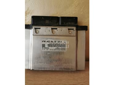 Motorni kompjuter MED17.5.21 za Volkswagen Golf 7, Golf 7 Alltrack od 2013. do 2020. god.