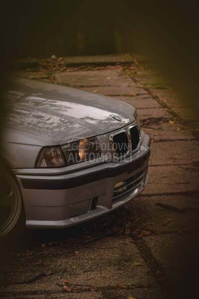BMW 320 320i