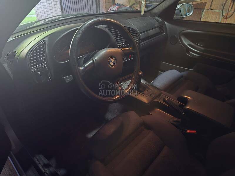 BMW 320 320i