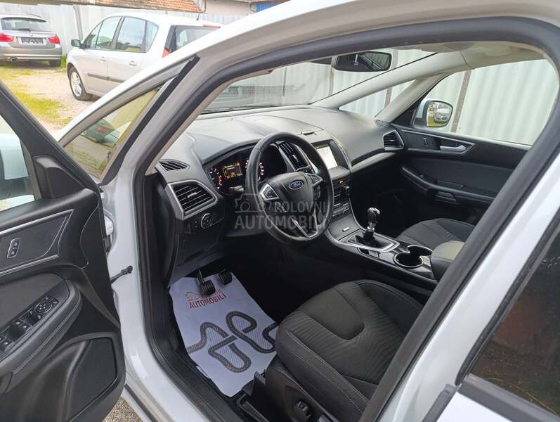 Ford S-Max 