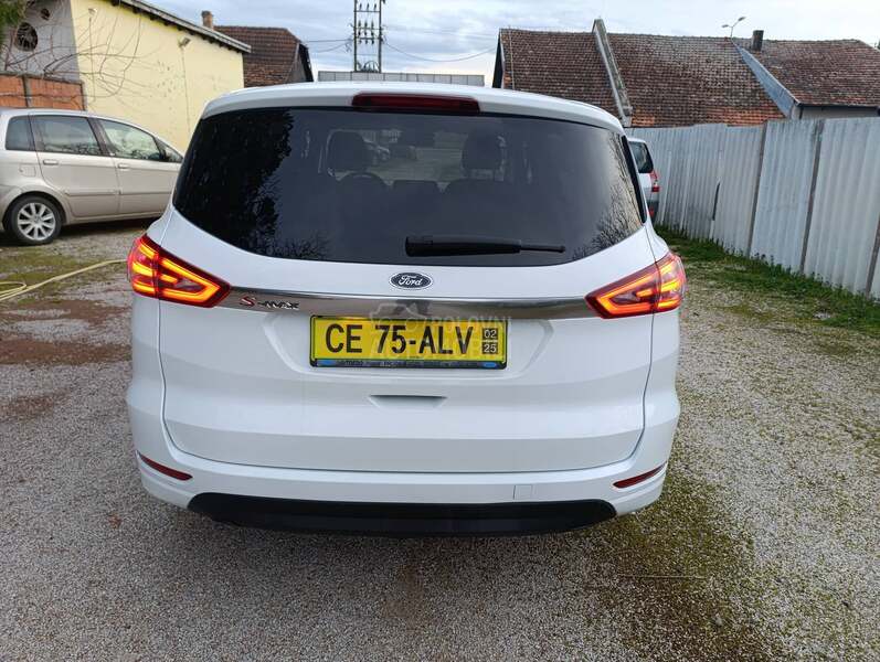 Ford S-Max 