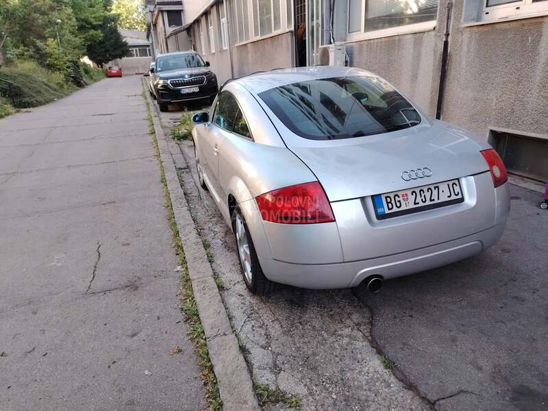 Audi TT 1.8T