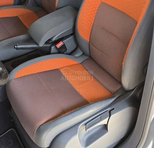 Volkswagen Touran 2.0 tdi/CROSS/BMM