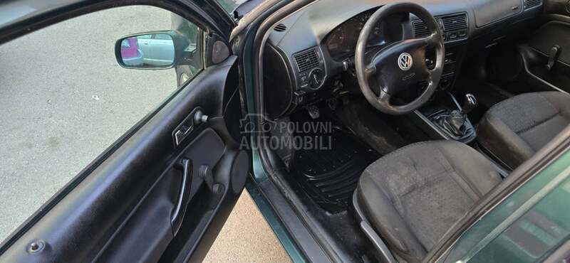 Volkswagen Golf 4 .Z.A..T.R.G.O.V.C.E.