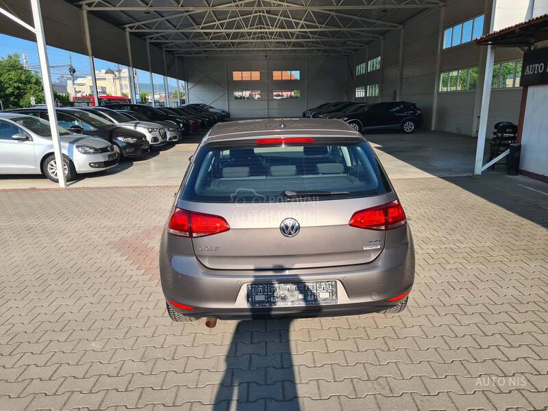 Volkswagen Golf 7 1.2 TSI BLUEMOTION
