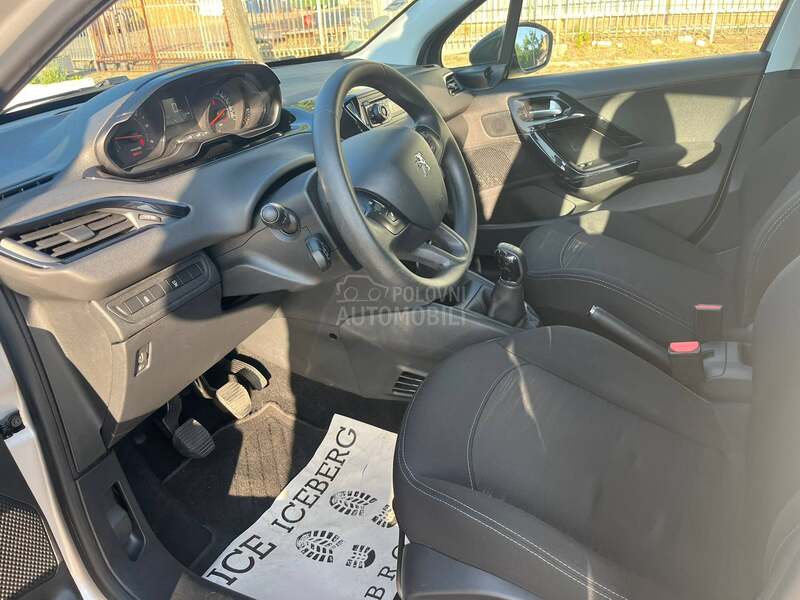 Peugeot 208 1.4 Hdi