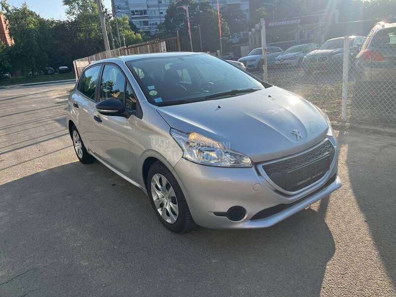 Peugeot 208 1.4 Hdi