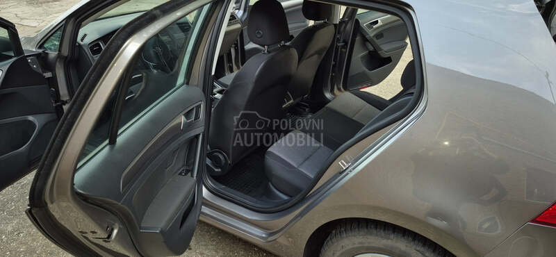 Volkswagen Golf 7 1.2 tsi