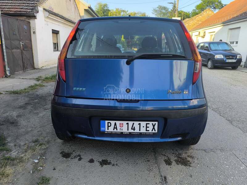 Fiat Punto vlas.žena