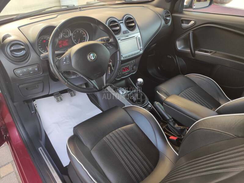 Alfa Romeo MiTo QUADRIFOGLIO VERDE