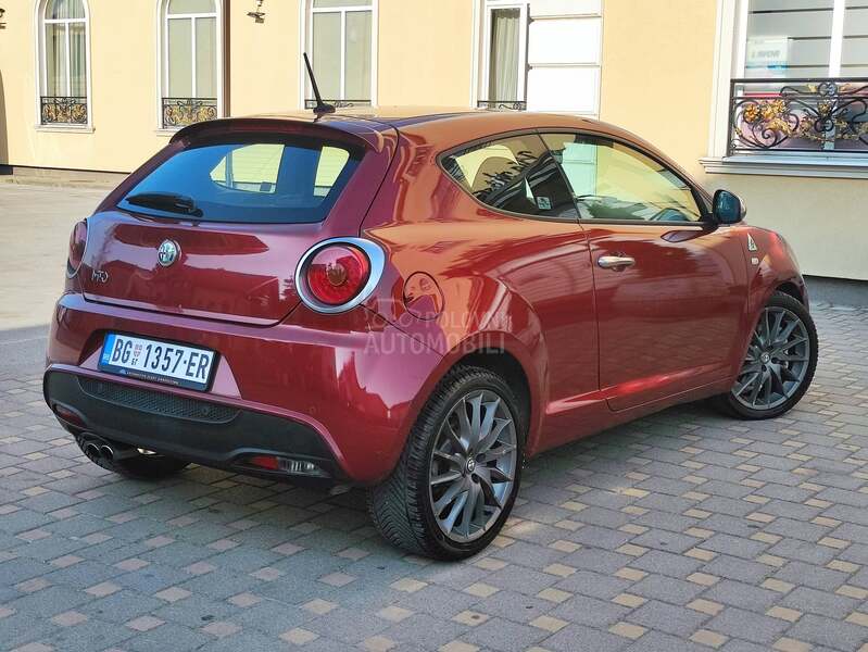 Alfa Romeo MiTo QUADRIFOGLIO VERDE
