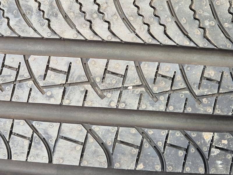 Pirelli 235/50 R20 Sve sezone