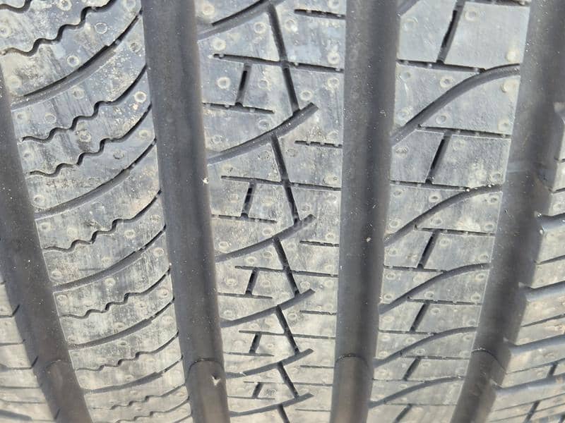 Pirelli 235/50 R20 Sve sezone