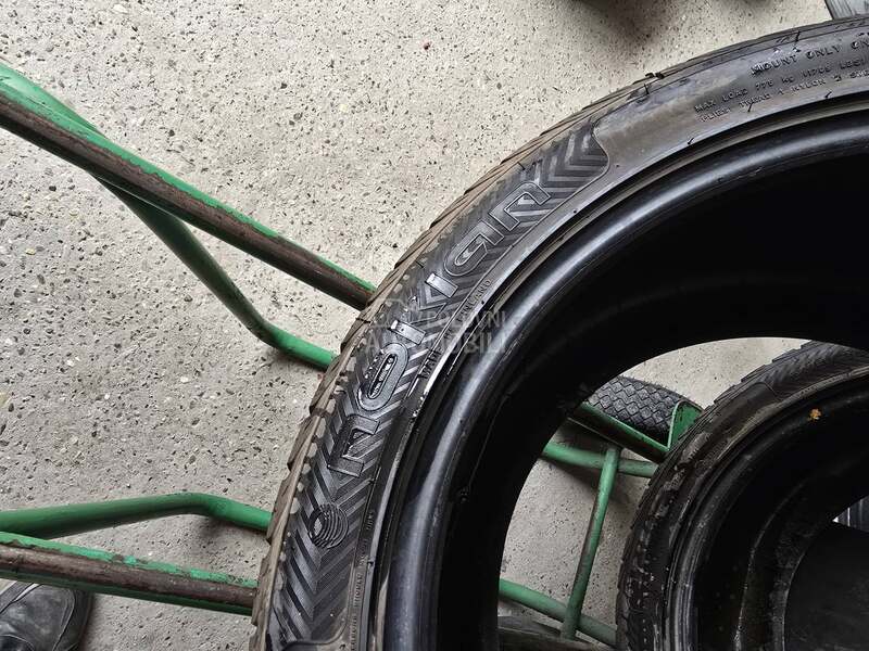 Nokian 295/35 R18 Zimska