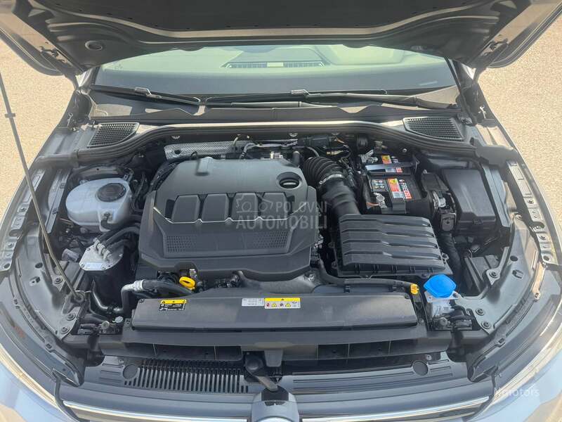 Volkswagen Golf 8 2.0tdi DSG NAV