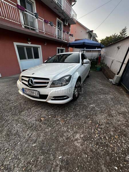 Mercedes Benz C 220 