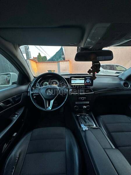 Mercedes Benz C 220 