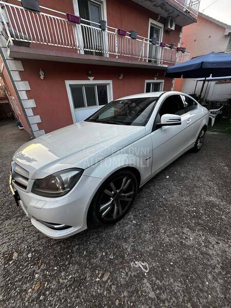 Mercedes Benz C 220 