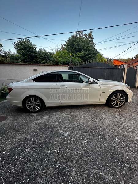 Mercedes Benz C 220 