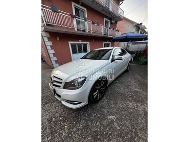 Mercedes Benz C 220 