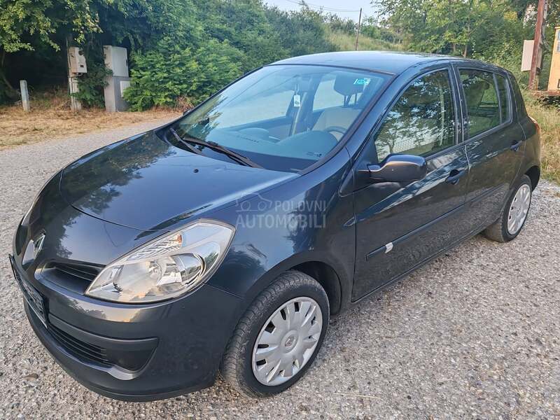 Renault Clio 1.2 b