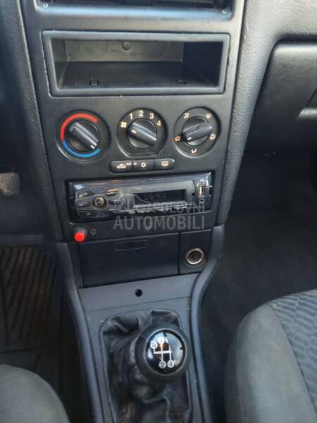 Opel Astra G 