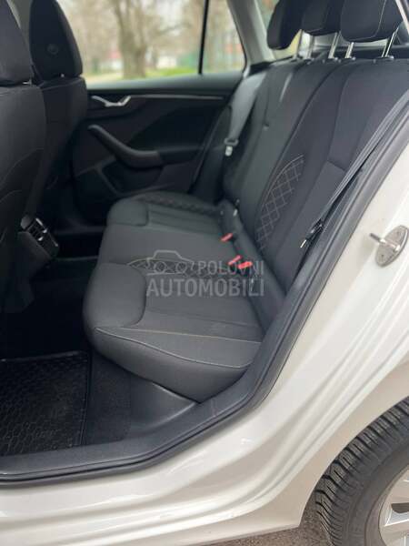 Škoda Kamiq 1.6tdi/O.D.L.I.Č.N.A