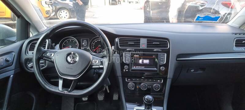 Volkswagen Golf 7 n o v